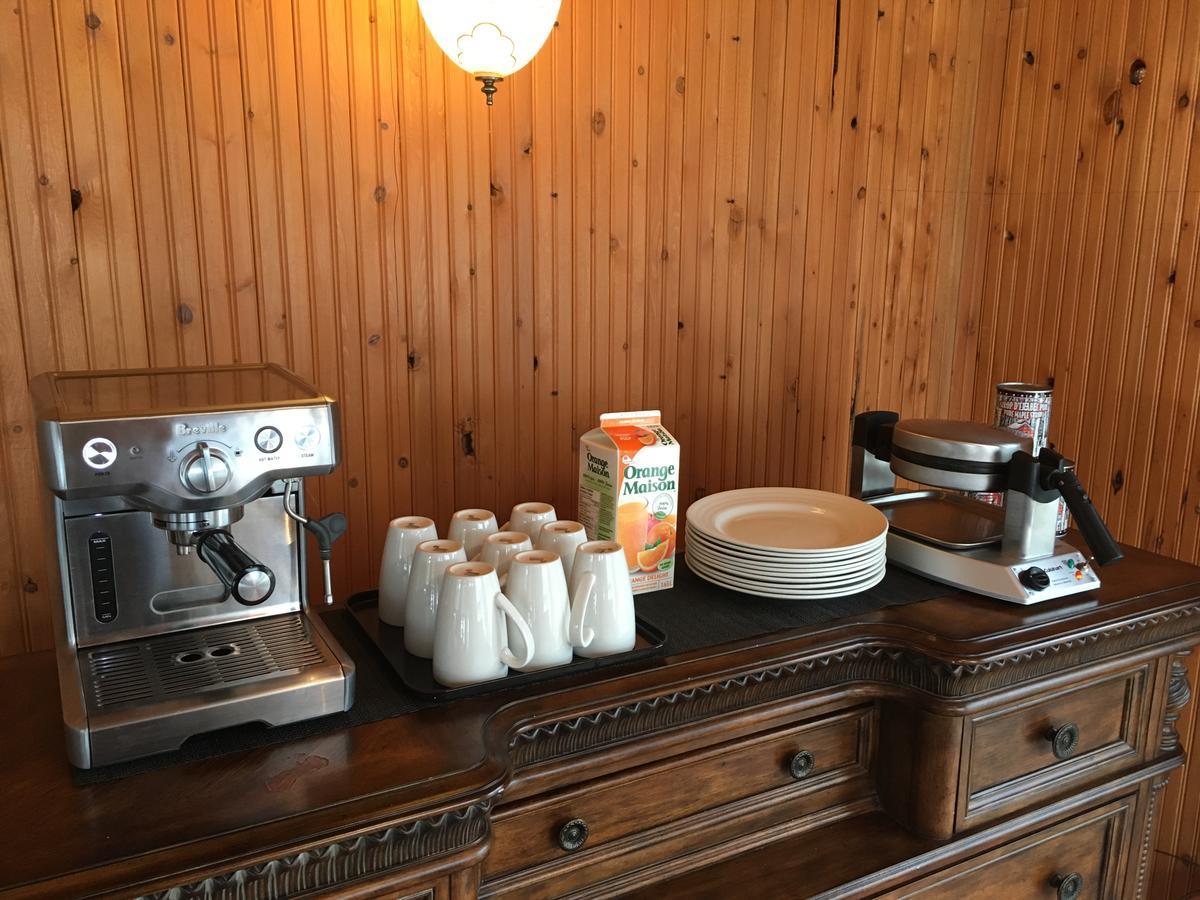 La Chouette Viree Bed & Breakfast กรองส์-แบรเฌอรอนส์ ภายนอก รูปภาพ